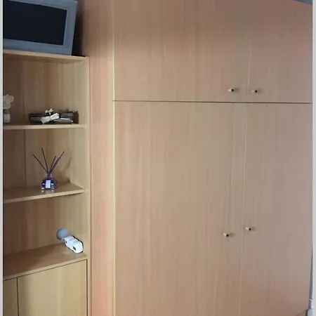 Апартаменты Petite Studette Centre Ville Toute Equipee *